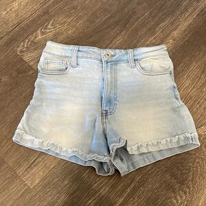 Size 9 Altar’d State Women’s Shorts The Deb Style